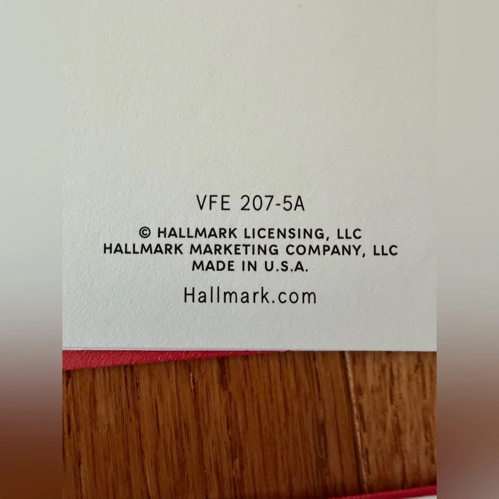 6 of Hallmark Vibrant Happy Heart Day with Red Envelopes